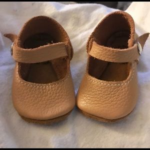 Mon Petit Shoes Size 2